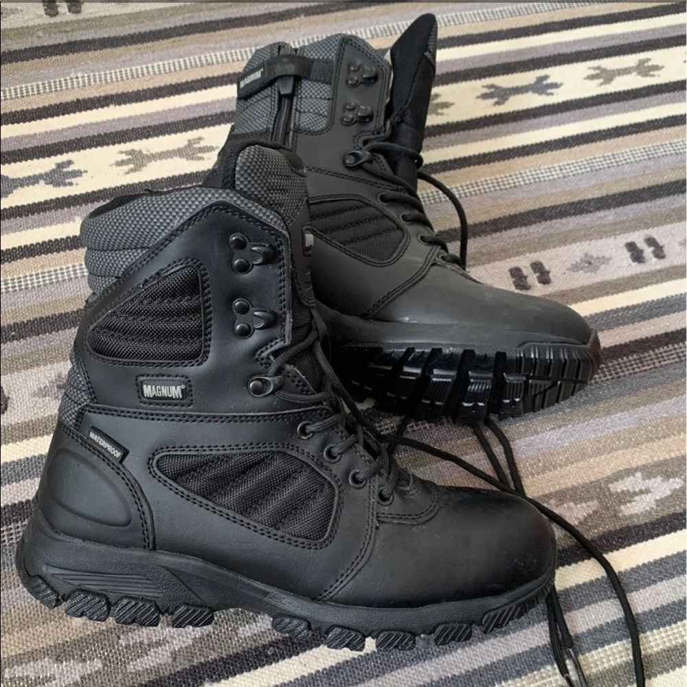 Waterproof Magnum Hiking Boots New